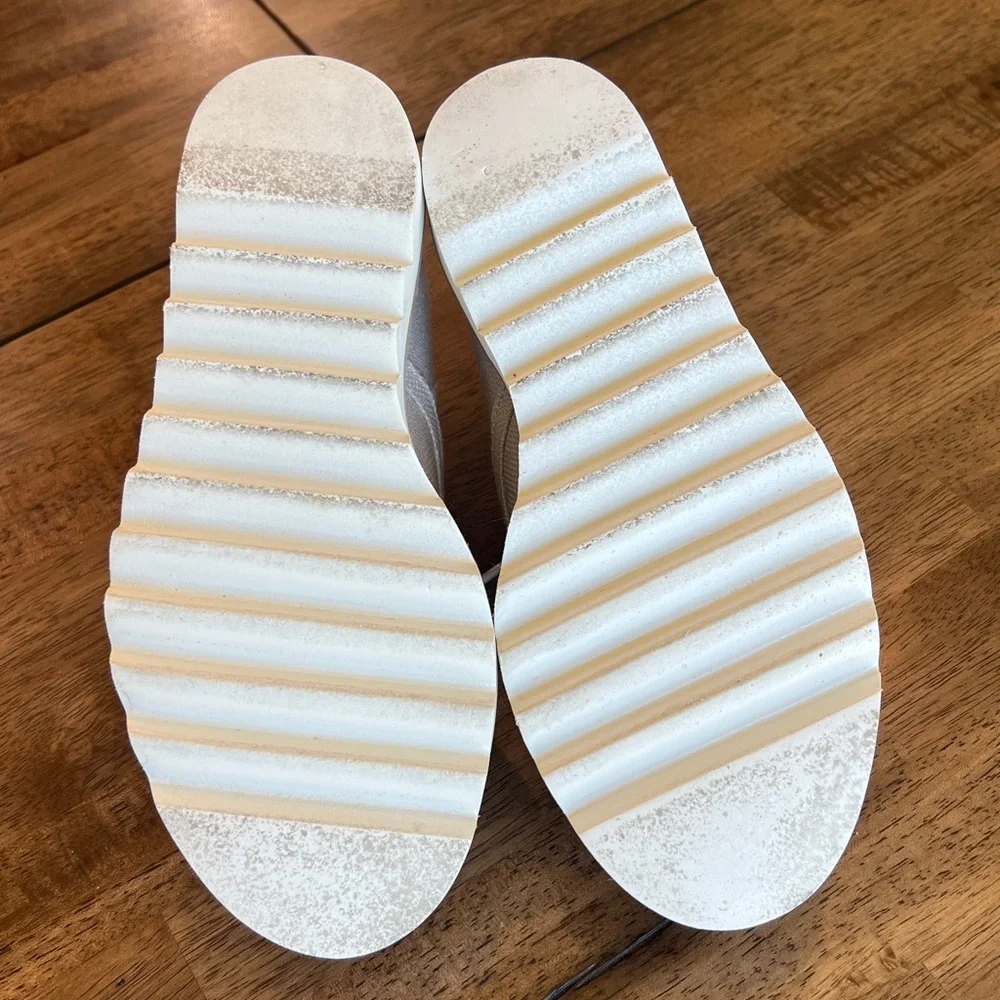 Torrid Wide Width Canvas Platform Oxford Lace-Up Shoes Natural Canvas 6.5WW
